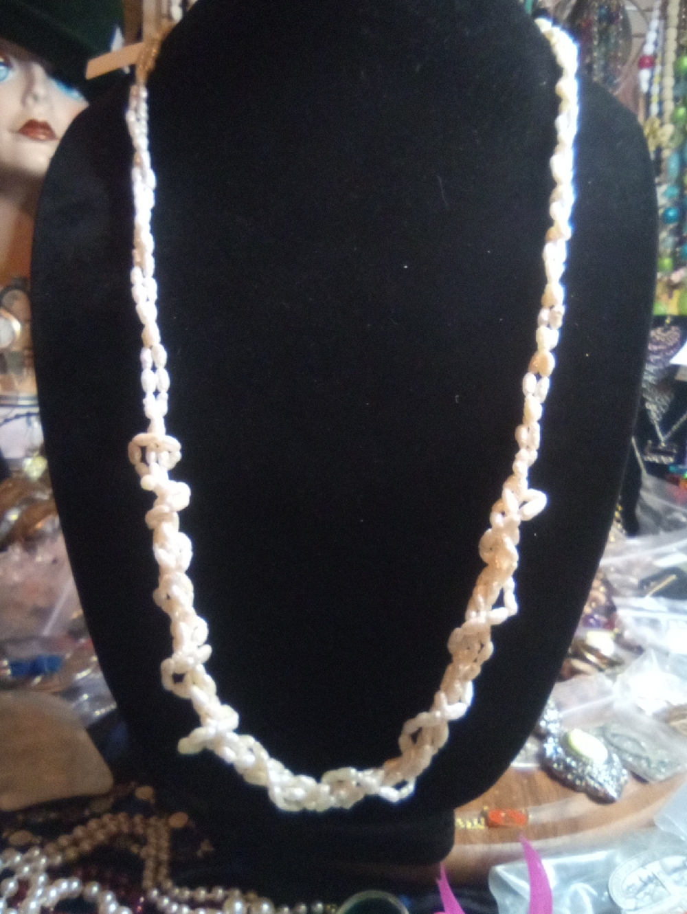 Pearls necklace